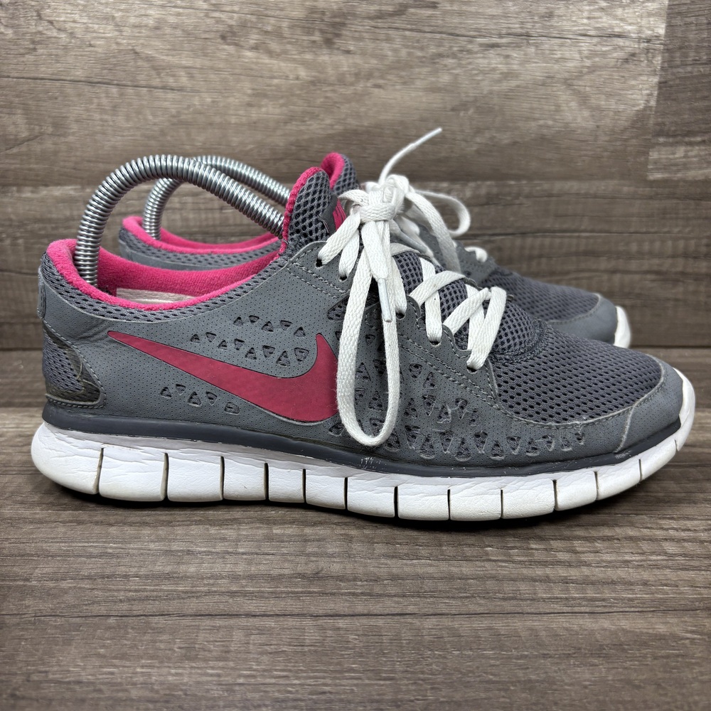 Nike Free Run Gray Pink Womens US Size 8.5 EUR 40 395914-005 Running Shoes